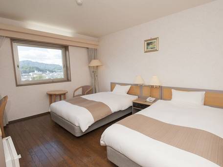 高山シティホテルフォーシーズン / 1