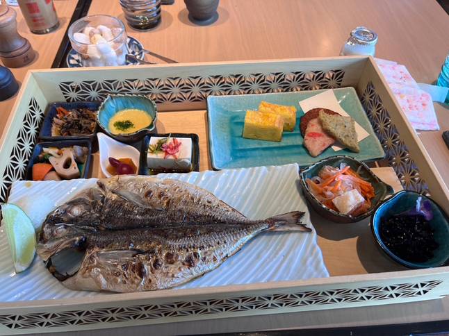 和朝食  / 2