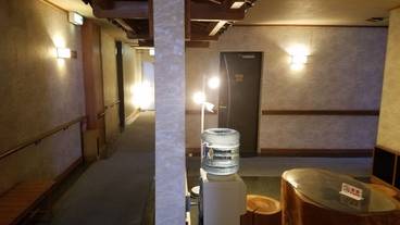 ロビー応接スペース / 4