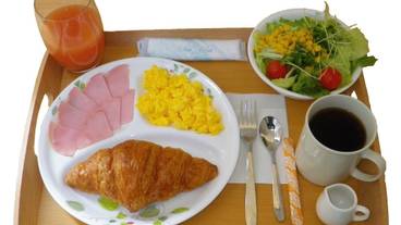 食事・飲み物 / 1