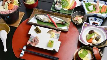 食事・飲み物 / 1