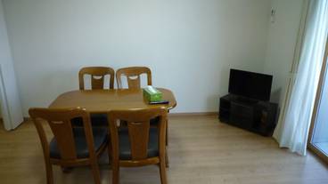 客室内のダイニングエリア / 6