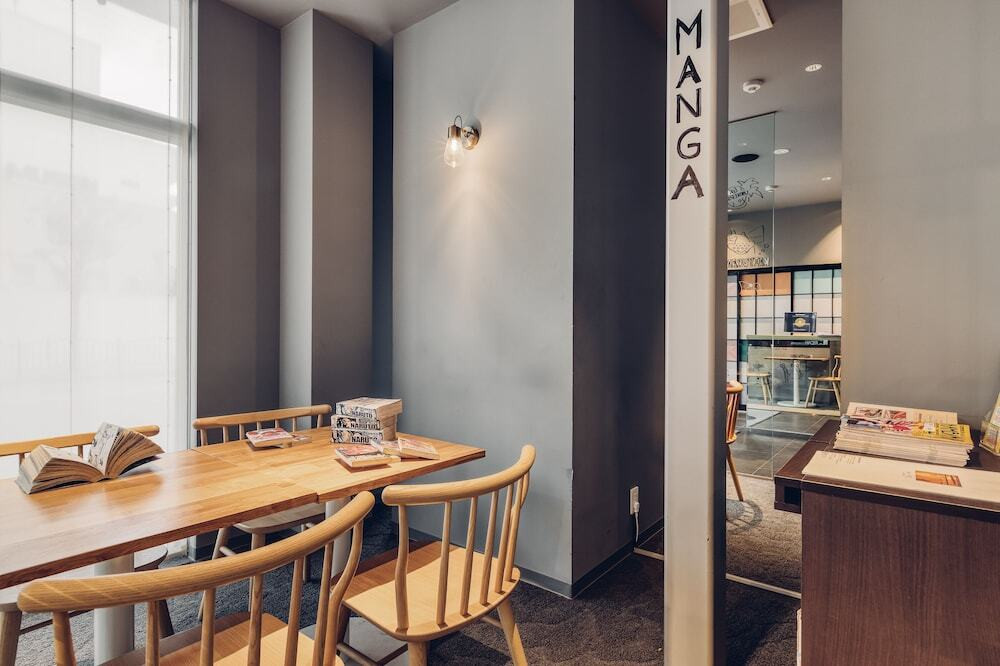 ロビーラウンジ