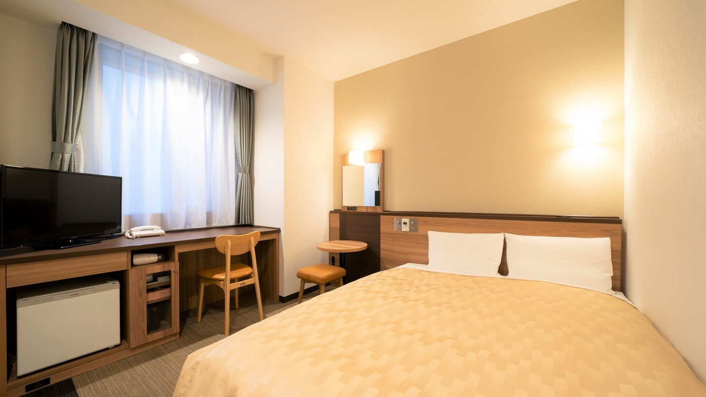 繁華街の中にあり、利便性も高いホテル3403613