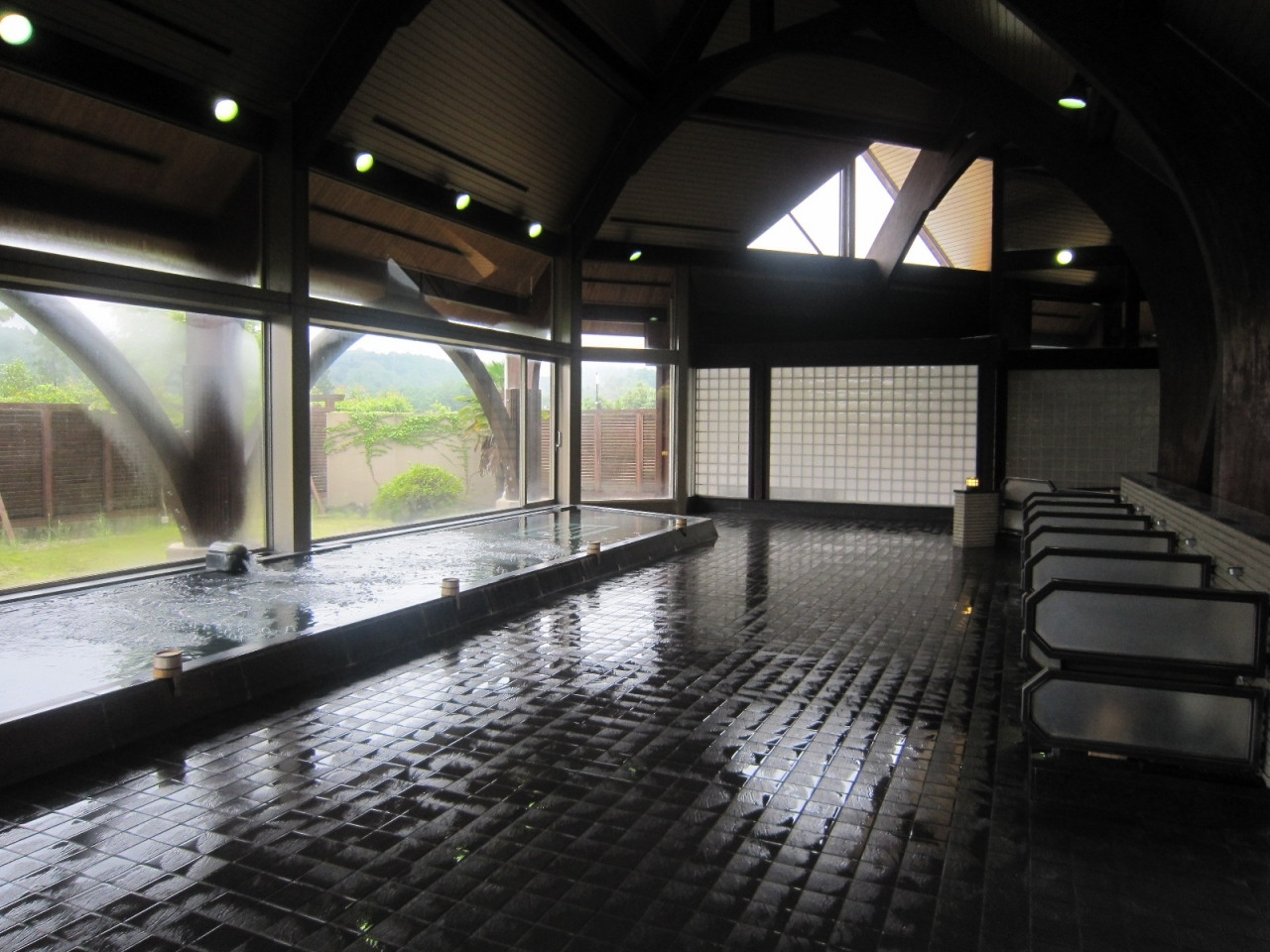 11.贅沢気分をたっぷり味わえる「三甲ゴルフ倶楽部 榊原温泉コース」3846238