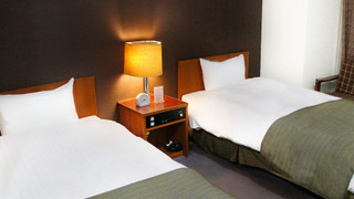 ツインルーム シングルベッド 2 台 禁煙