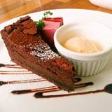 カフェレストラン ラヴィータ(カフェレストランラヴィータ)