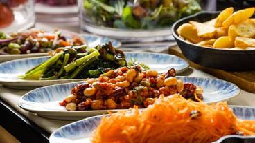 朝食ビュッフェ / 3