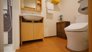 (105室) 1階 中庭3人部屋 (個室、専用トイレ、シャワー付)