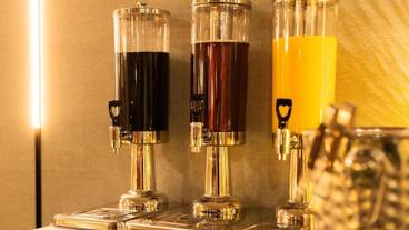 ロビーラウンジ / 18