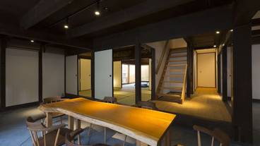 客室内のダイニングエリア / 4