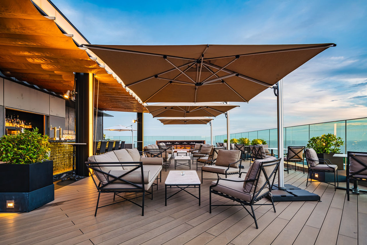 ルーフトップバー④