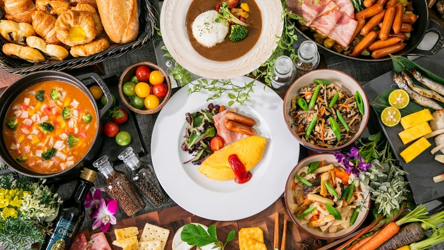 地元の食材や郷土料理、ロングセラーのカレーをブッフェで堪能！3532947