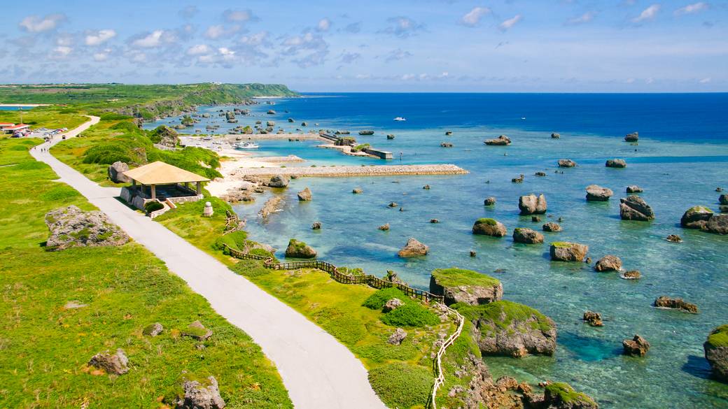 平安名埼灯台からの眺め / 3