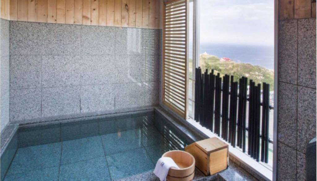 オーシャンフロントツインルーム / 2