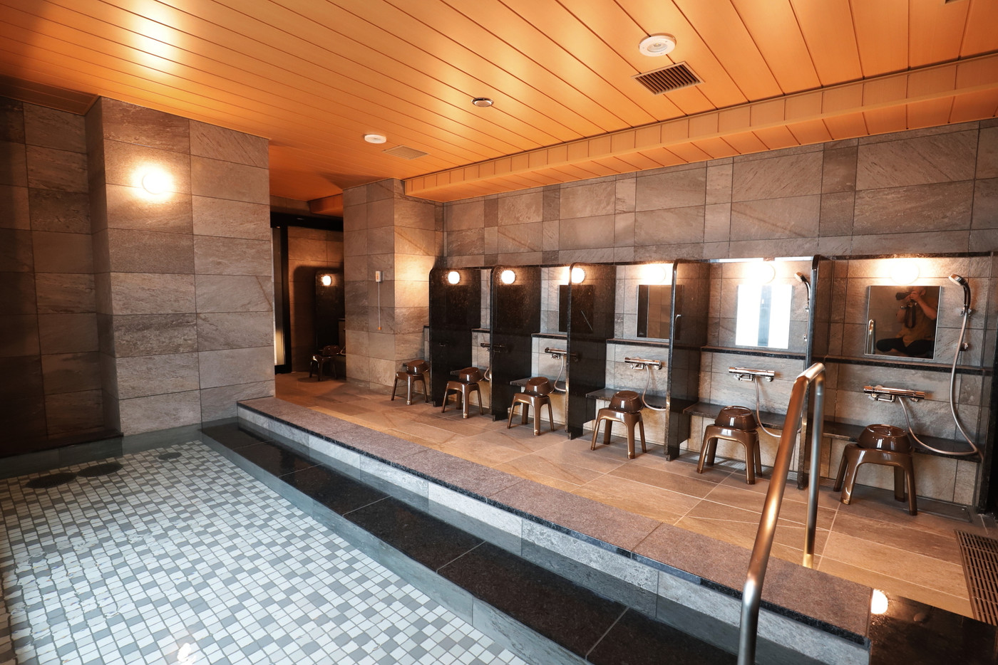 大浴場におしゃれな朝食。空港にも近い快適ホテル4233357