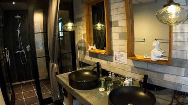 バスルーム / 14