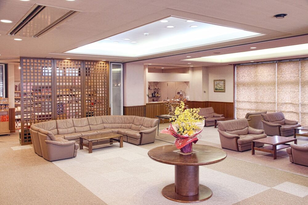 ロビーラウンジ