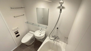 【禁煙】スーペリアツイン（バス・トイレ付）