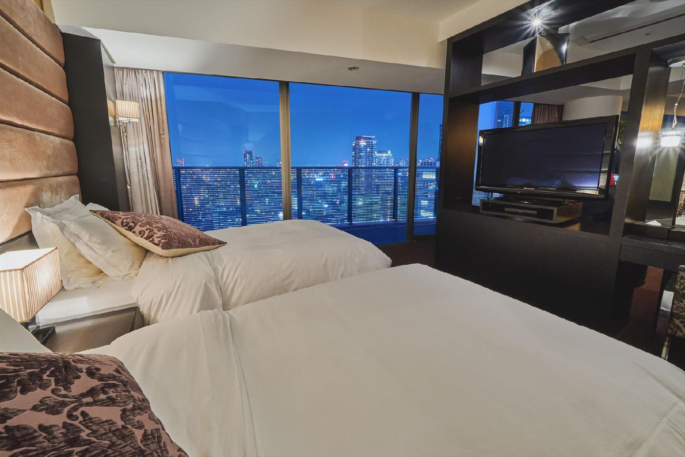 スイートルームのビューバスや記念日プランで上質なひとときを4241440