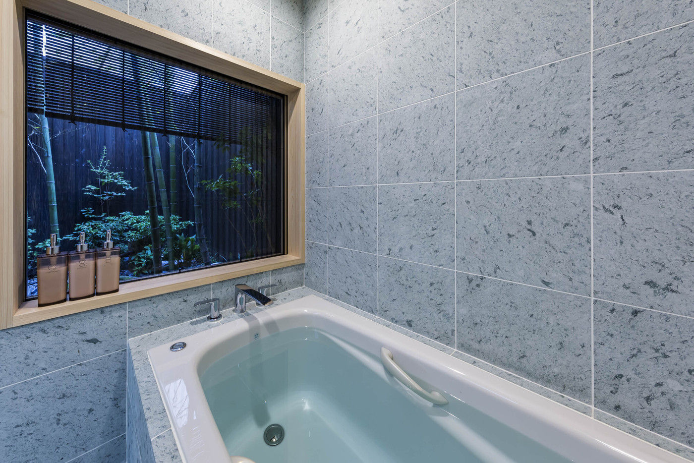 草枕 京都河原町3486904