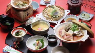 食事・飲み物 / 3