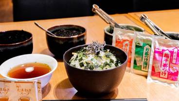 食事・飲み物 / 3