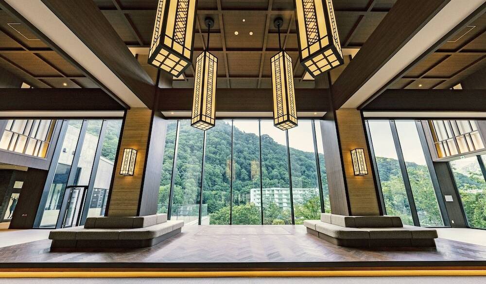 エントランスロビー / 1