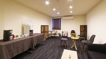 ロビー応接スペース / 4