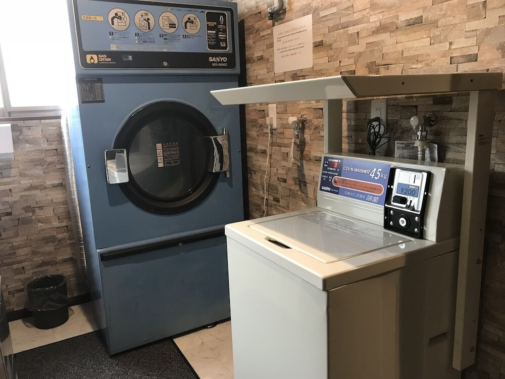 コインランドリーやロッカーも完備で連泊にも◎4257609