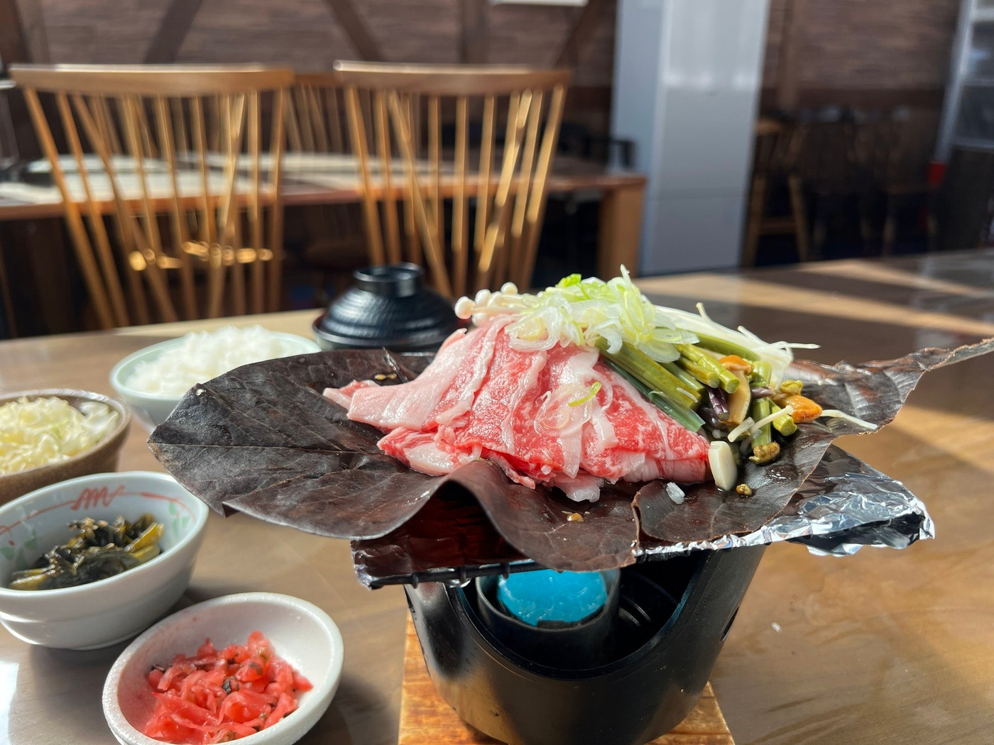 「御食事処　あんき屋」 料理 202348311 飛騨牛バラ朴葉みそ定食