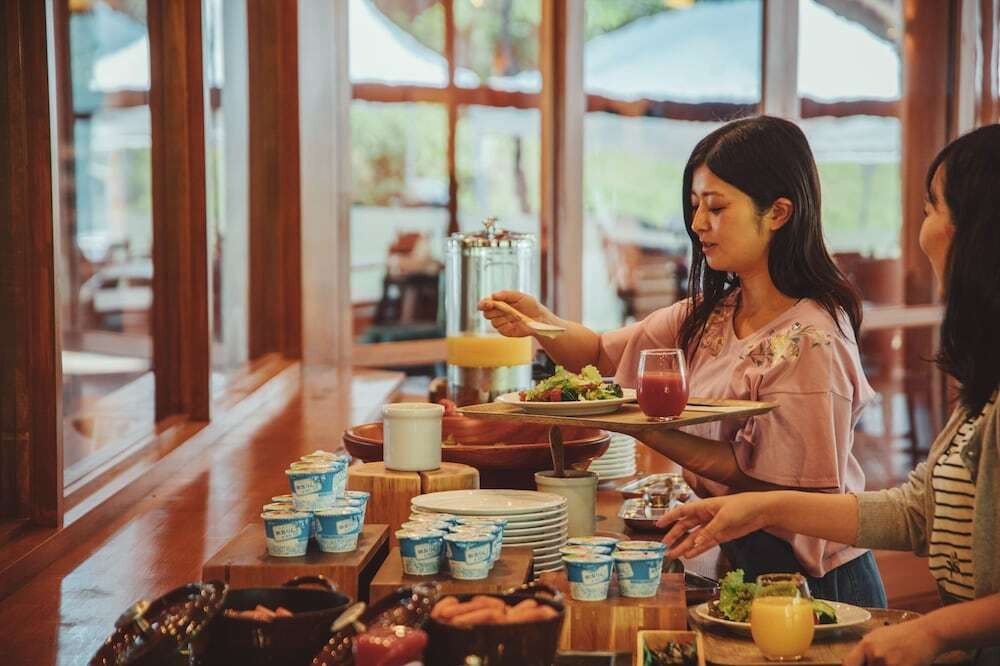 ドーム型テントも！大自然と一体化する忘れられないアウトドアステイ3425383