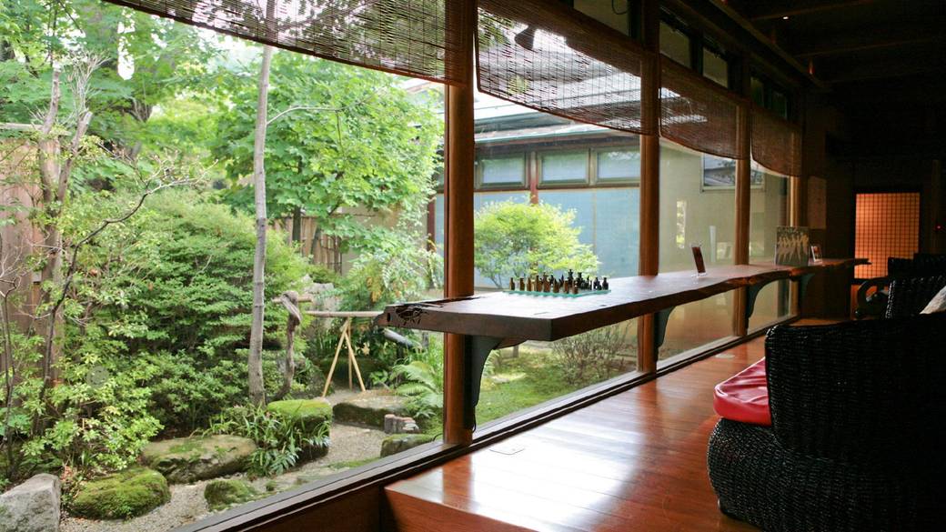 湯上り処には薬膳茶なども / 5