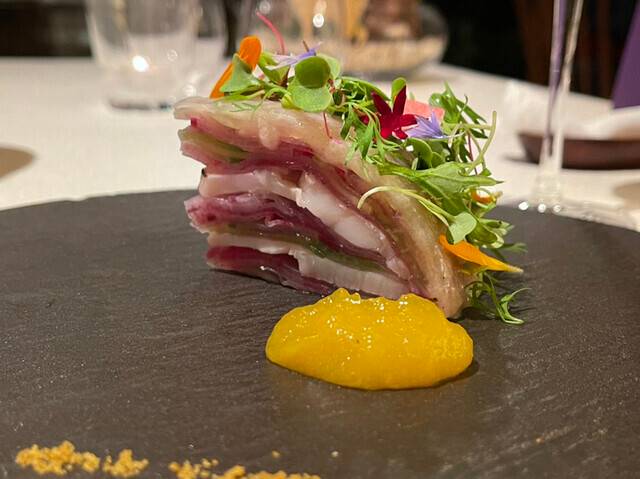 自家菜園で採れた
有機野菜のディナー / 1