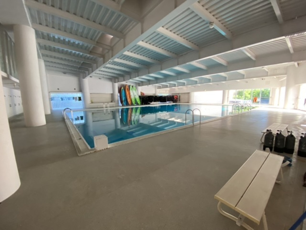 ダイビングプール