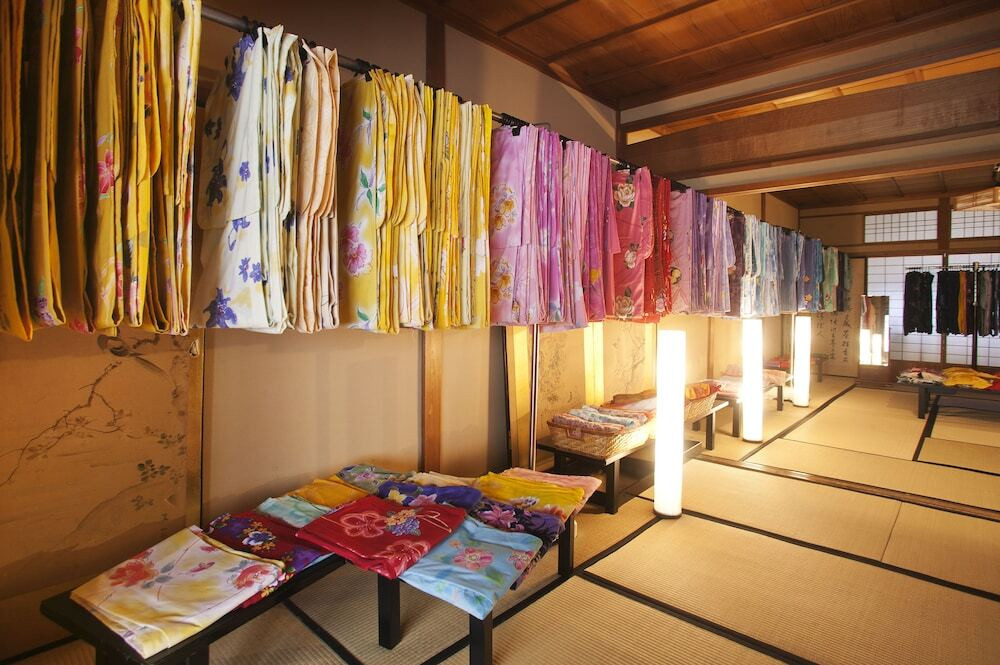 ジャグジー付きスイートは記念日にも◎癒しの施設が充実の温泉旅館3415505