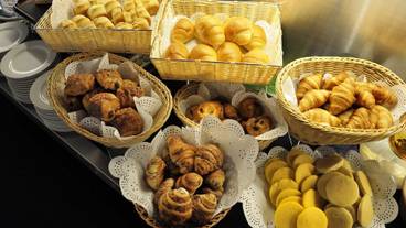 食事・飲み物 / 13