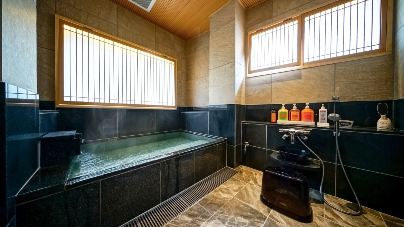 シックでモダンな貸切風呂3688122