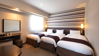 トリプルルーム シングルベッド 3 台 禁煙