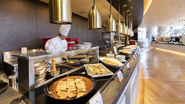 朝食スペース / 2