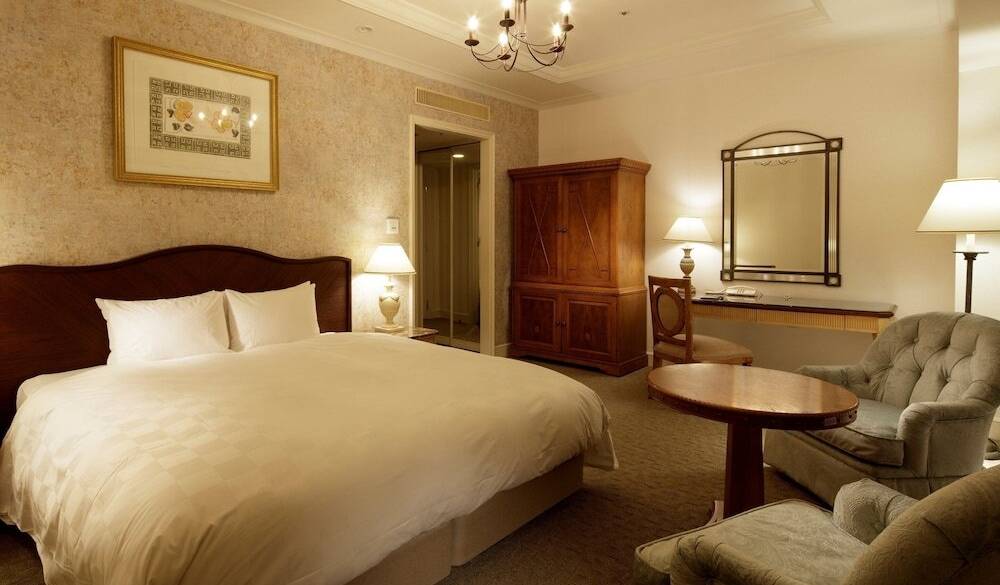 ラグジュアリーダブル / 4