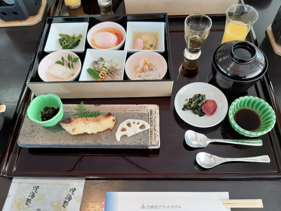 朝食は美味しかった。