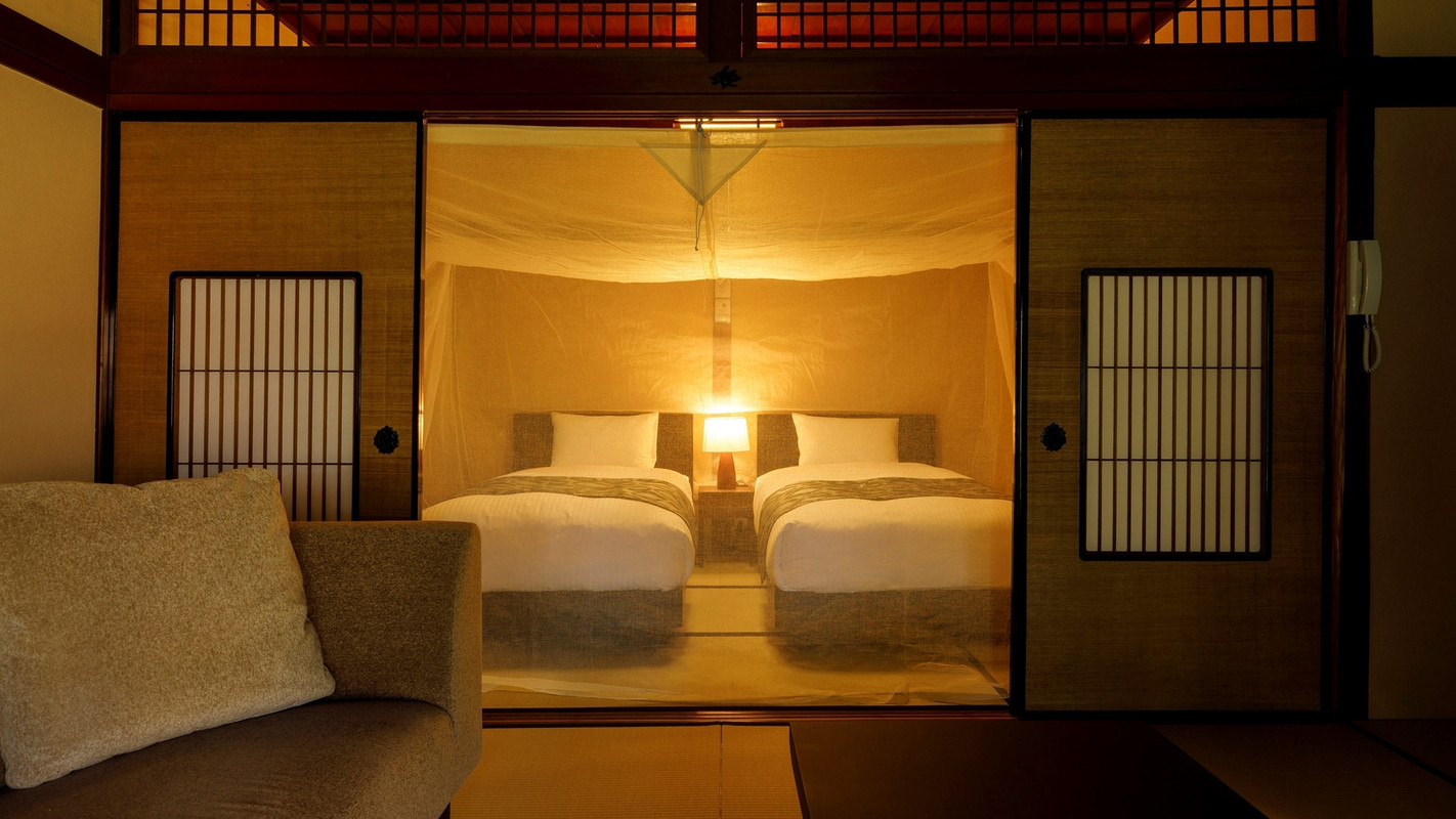 「雲のゆくへ」の寝室①