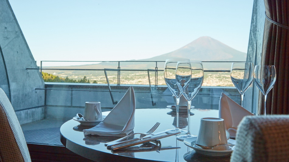 内風呂も露天風呂も2人きり♡標高約550mからの景色が自慢のホテル3568059