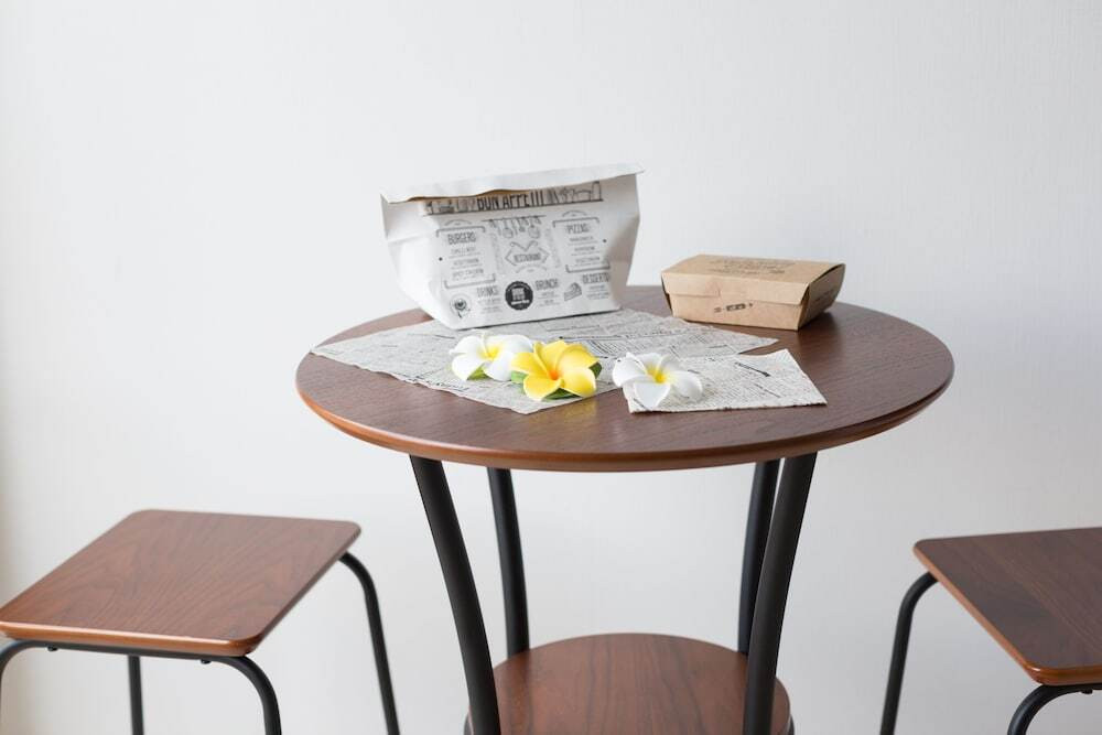 客室内のダイニングエリア