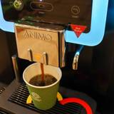 専用マシンの挽きたてコーヒー / 4