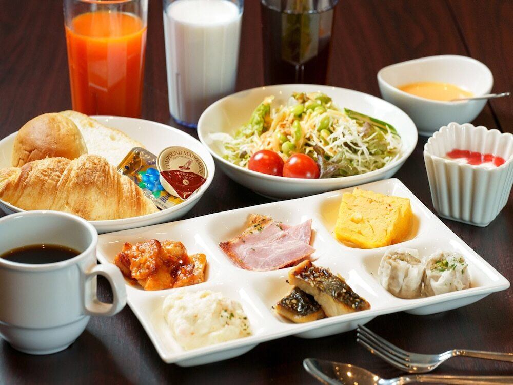 朝食