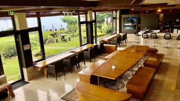 ロビーラウンジ / 4