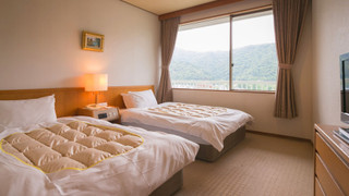 [錦川側 - 和洋室] 8-12.5畳 + 2 ベッドルーム, 喫煙可