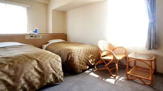 ツインルーム 喫煙可